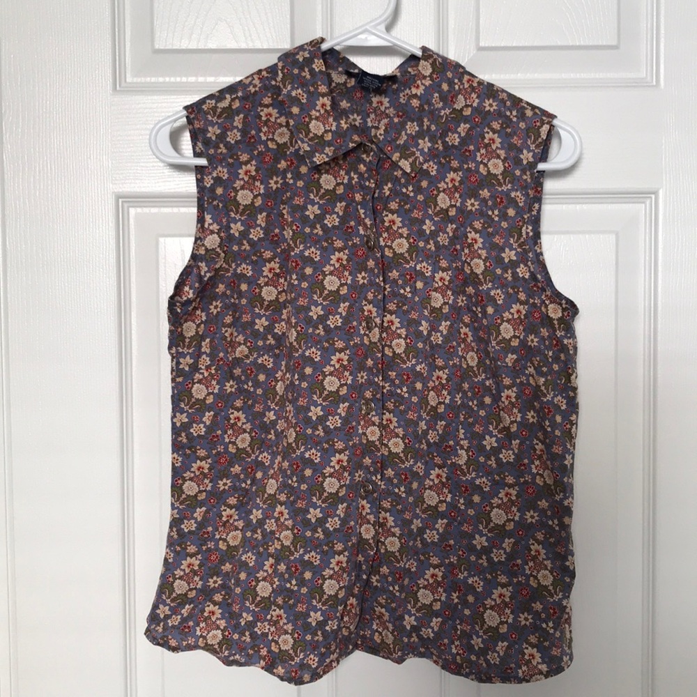 Ann Taylor Sleeveless Floral Button Down